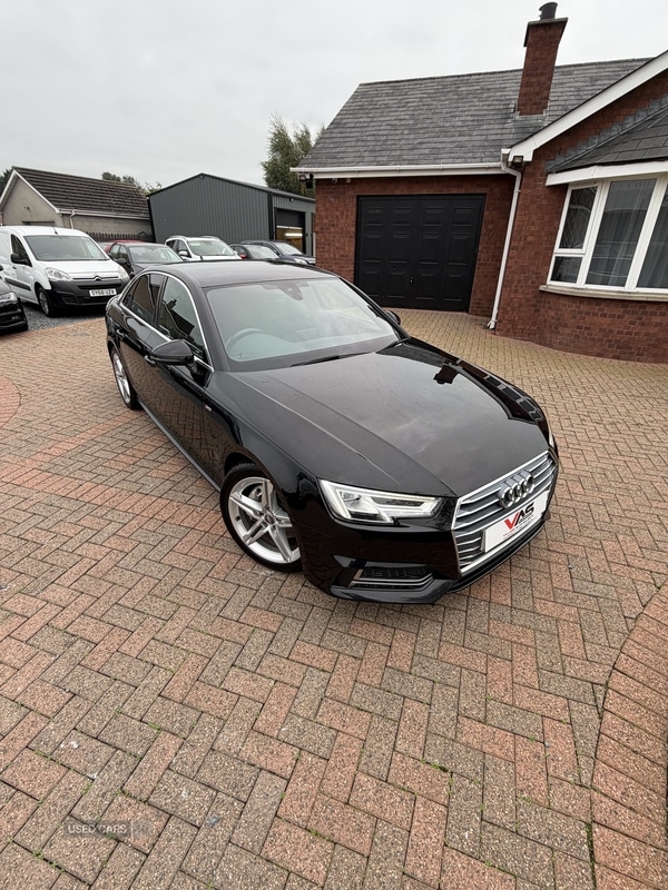 Used Audi A4 2018 for sale - 76201787: Photo 2