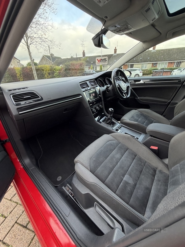 Used Volkswagen Golf 2016 for sale - 76433560: Photo 21