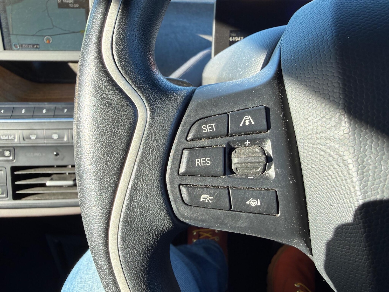 Used BMW i3 2015 for sale - 76936652: Photo 17