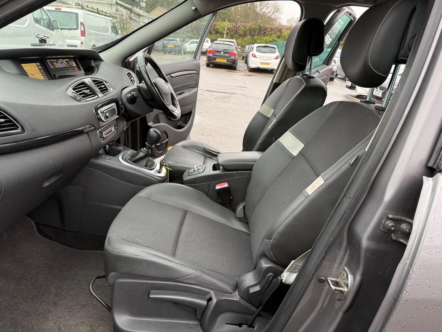 Used Renault Grand Scenic 2013 for sale - 77254636: Photo 17