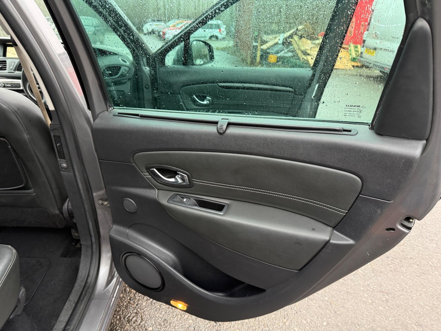 Used Renault Grand Scenic 2013 for sale - 77254636: Photo 30