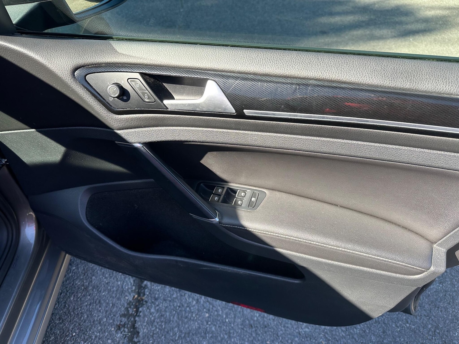 Used Volkswagen Golf 2015 for sale - 76032005: Photo 28