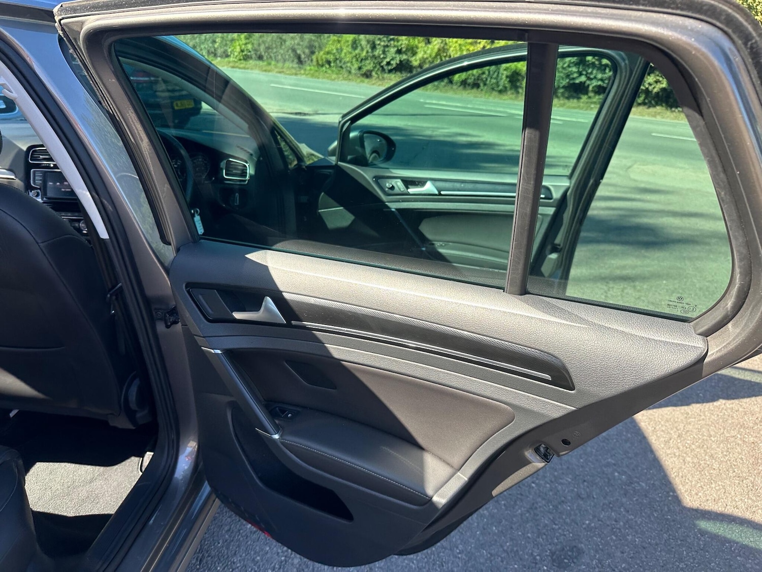 Used Volkswagen Golf 2015 for sale - 76032005: Photo 29