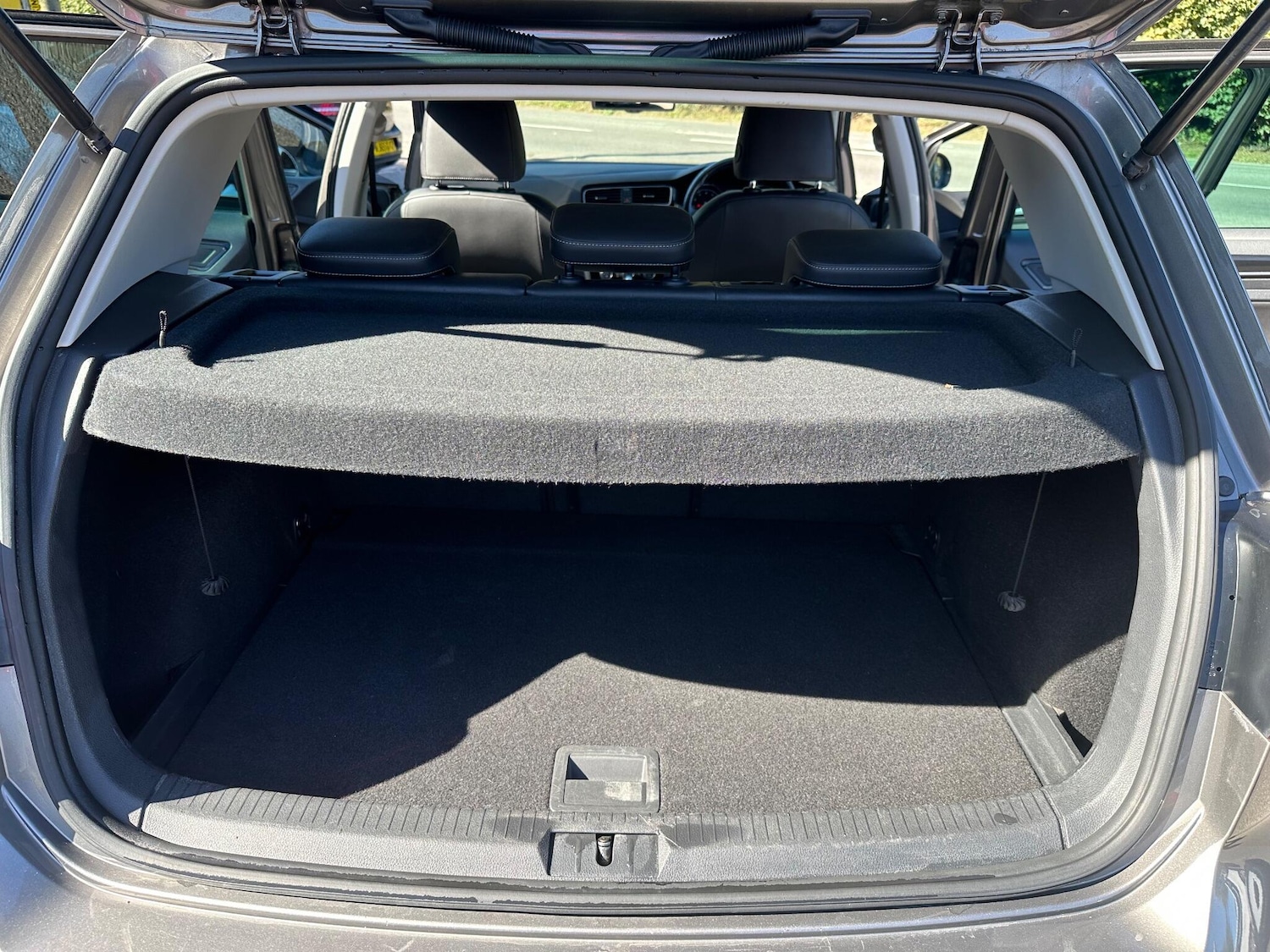 Used Volkswagen Golf 2015 for sale - 76032005: Photo 30