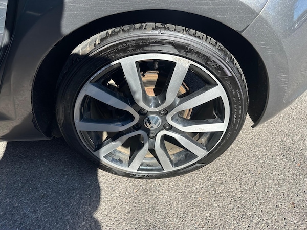 Used Volkswagen Golf 2015 for sale - 76032005: Photo 38