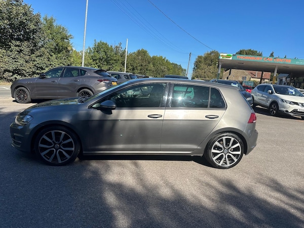 Used Volkswagen Golf 2015 for sale - 76032005: Photo 9