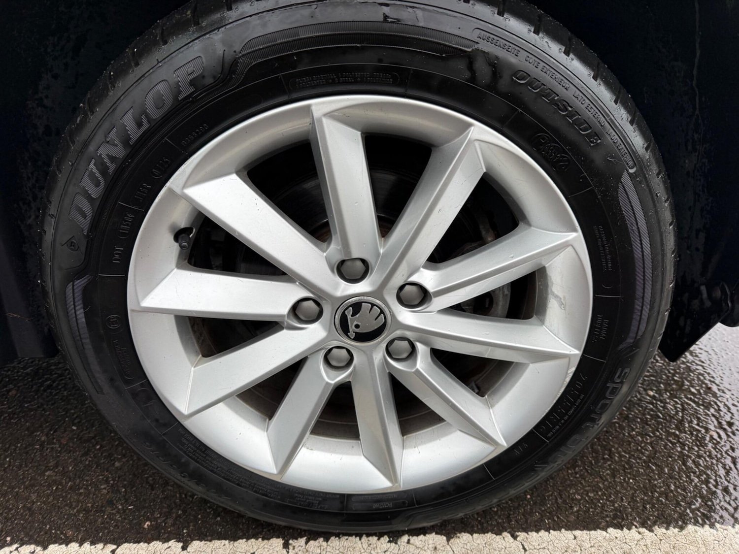 Used Skoda Yeti 2015 for sale - 77314739: Photo 32