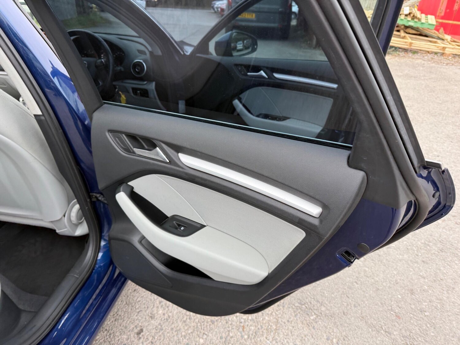 Used Audi A3 for sale - 77587000: Photo 23