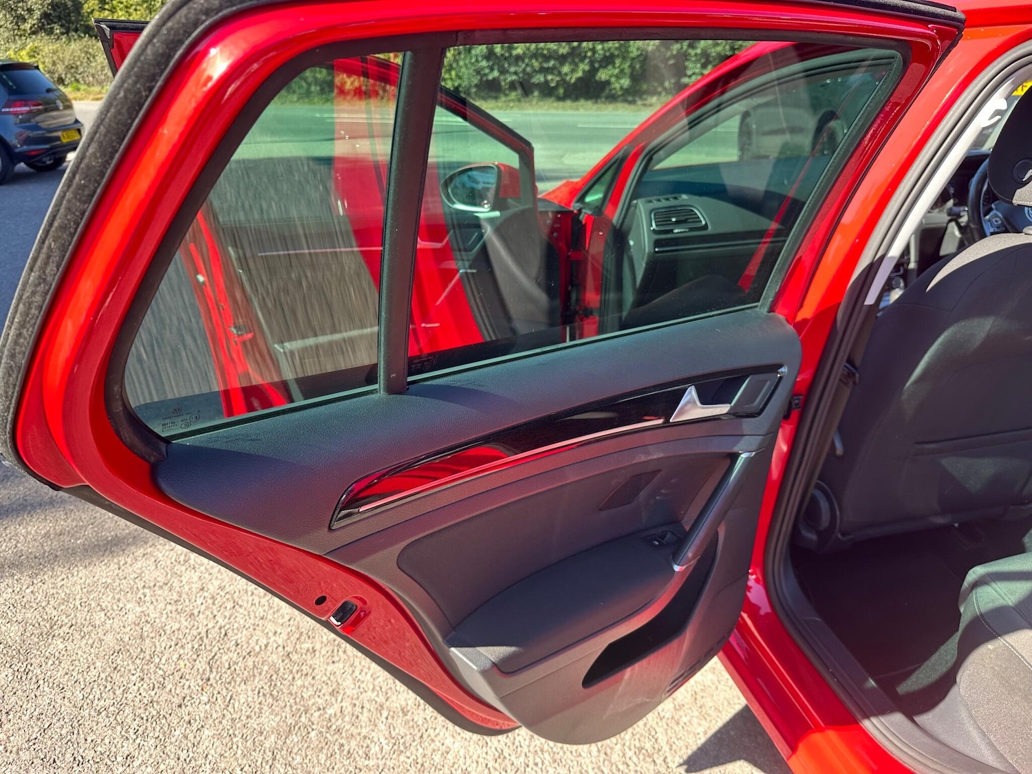 Used Volkswagen Golf 2018 for sale - 76990917: Photo 25