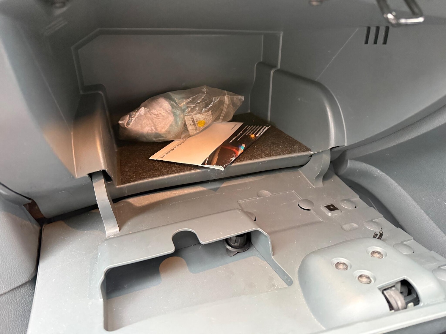 Used Ford C-Max 2011 for sale - 77254633: Photo 17