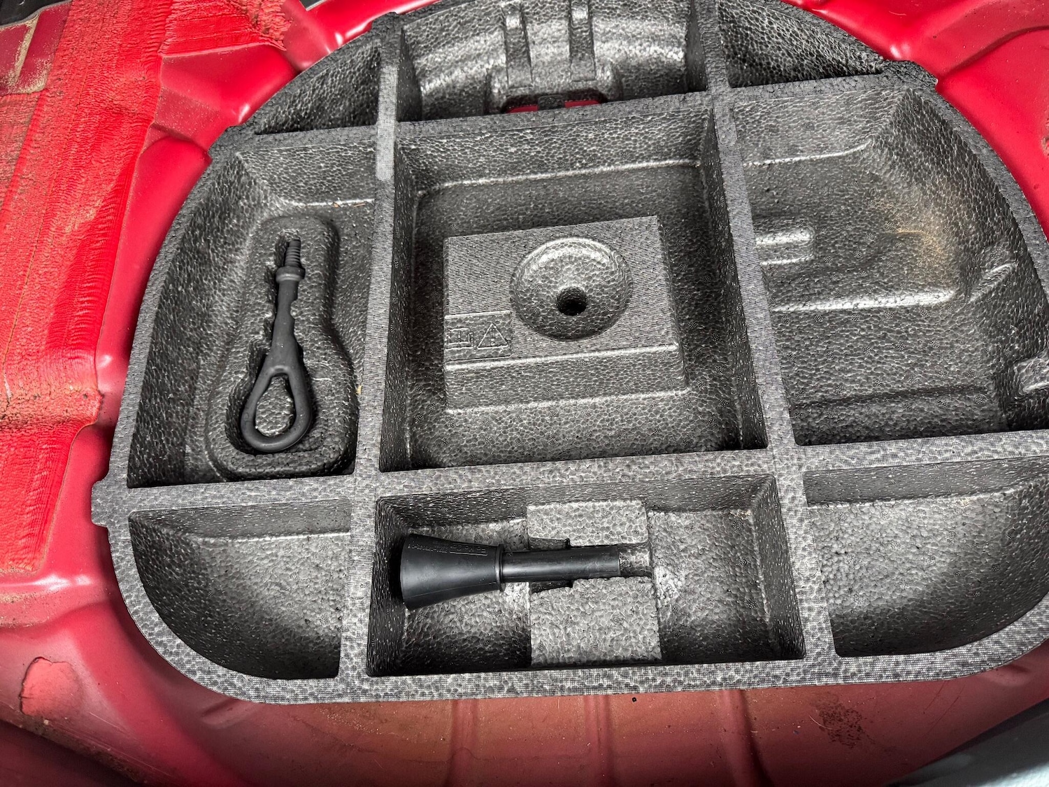 Used Ford C-Max 2011 for sale - 77254633: Photo 27