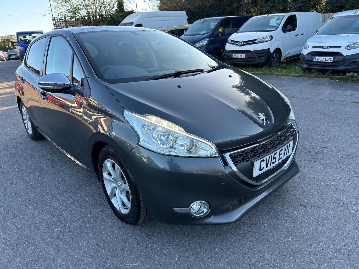 Used Peugeot 208 2015 for sale - 76608046: Photo 1