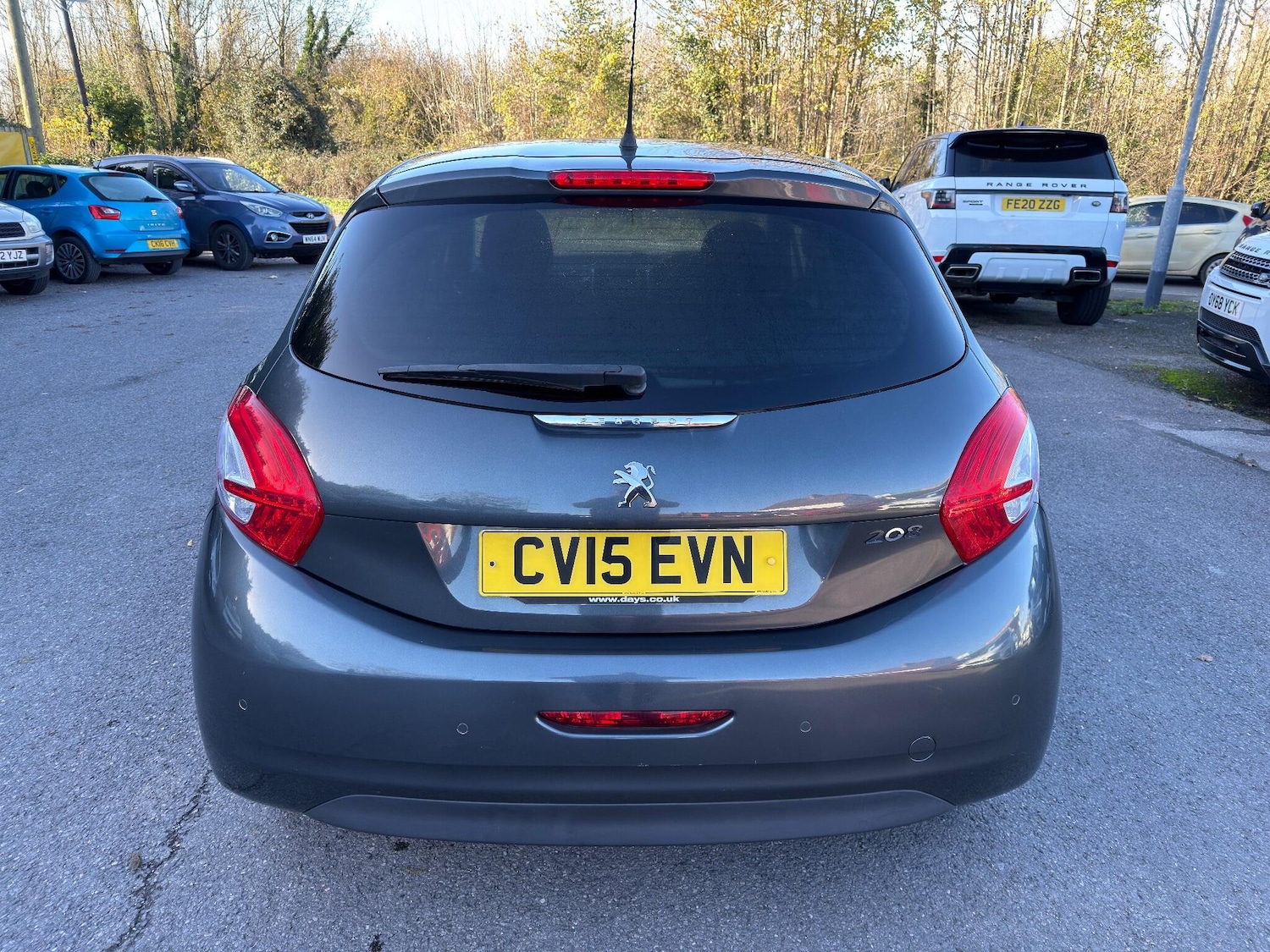 Used Peugeot 208 2015 for sale - 76608046: Photo 6