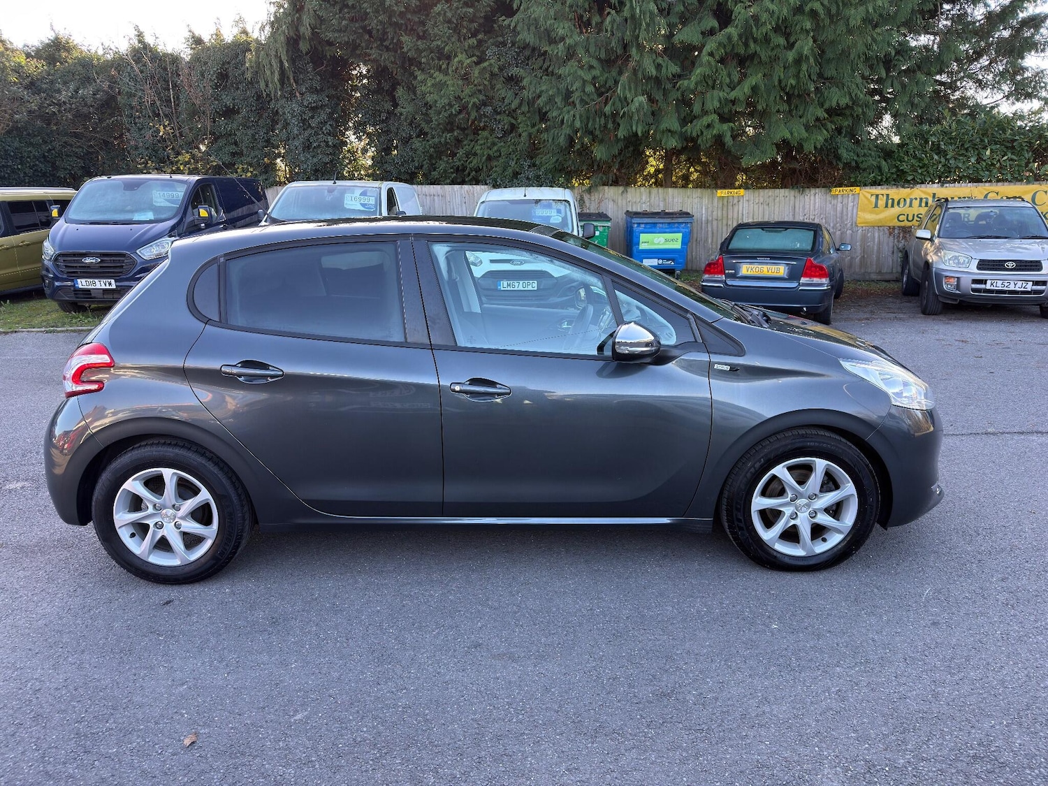 Used Peugeot 208 2015 for sale - 76608046: Photo 8