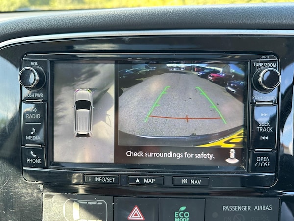 Used Mitsubishi Outlander 2017 for sale - 76240047: Photo 12