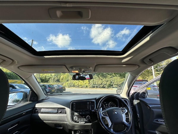 Used Mitsubishi Outlander 2017 for sale - 76240047: Photo 18