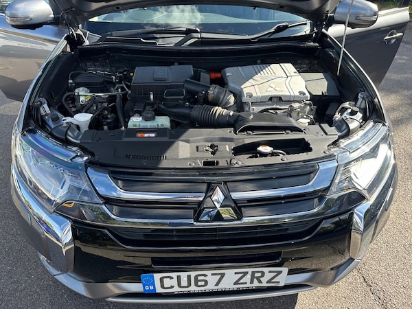 Used Mitsubishi Outlander 2017 for sale - 76240047: Photo 33