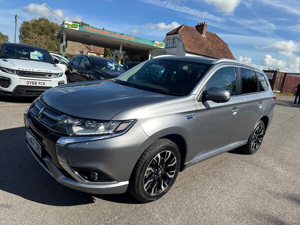 Used Mitsubishi Outlander 2017 for sale - 76240047: Photo 4