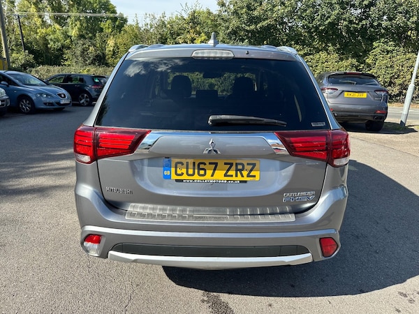 Used Mitsubishi Outlander 2017 for sale - 76240047: Photo 6