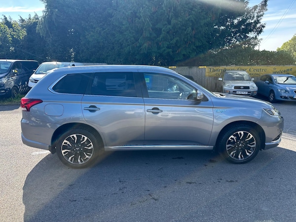 Used Mitsubishi Outlander 2017 for sale - 76240047: Photo 8