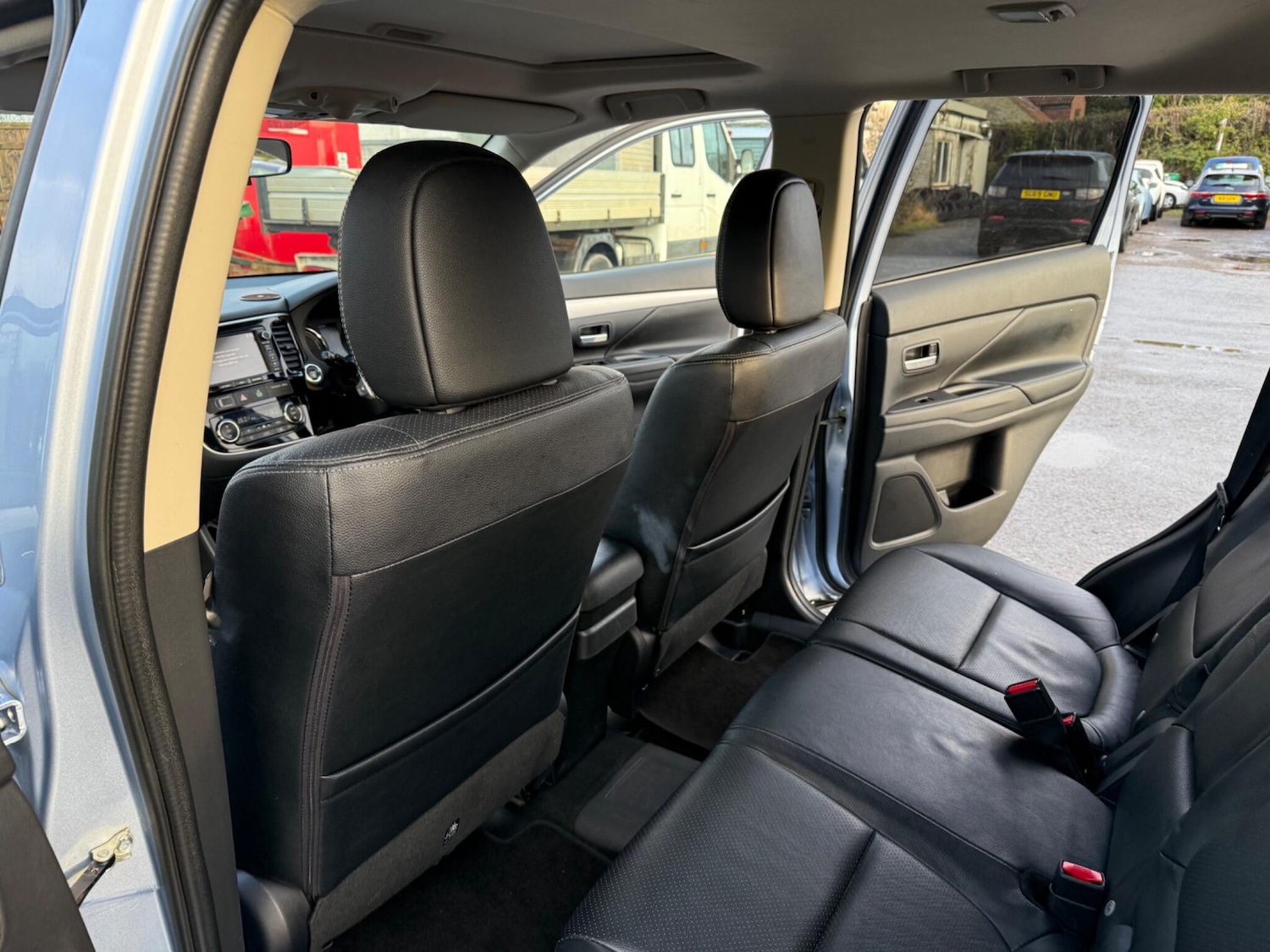 Used Mitsubishi Outlander 2015 for sale - 77386393: Photo 20