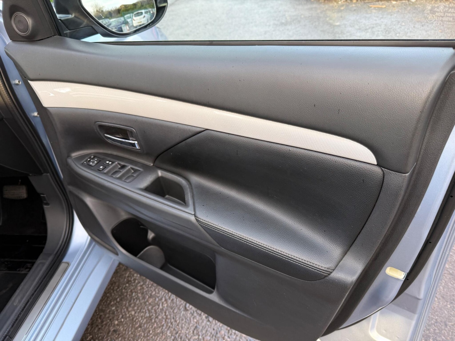 Used Mitsubishi Outlander 2015 for sale - 77386393: Photo 23