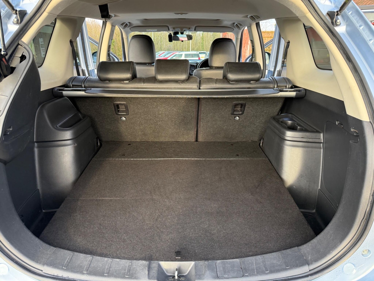 Used Mitsubishi Outlander 2015 for sale - 77386393: Photo 25