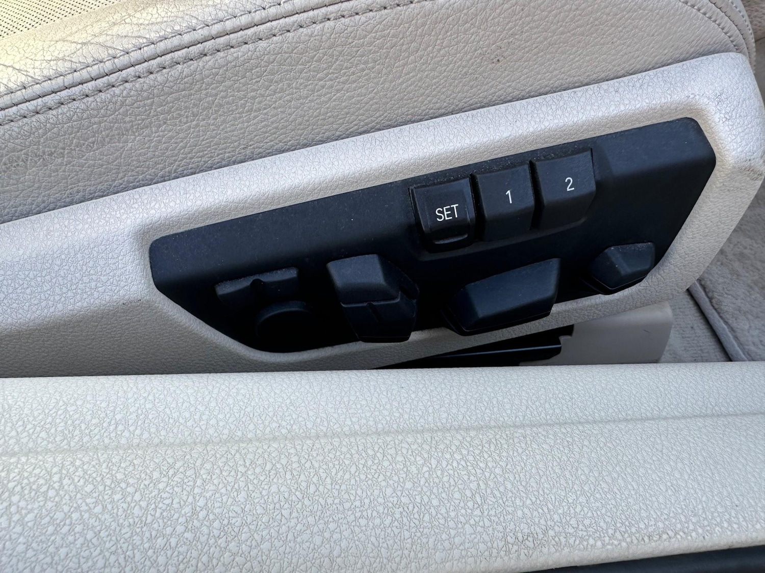 Used BMW 6 Series 2014 for sale - 77598849: Photo 19