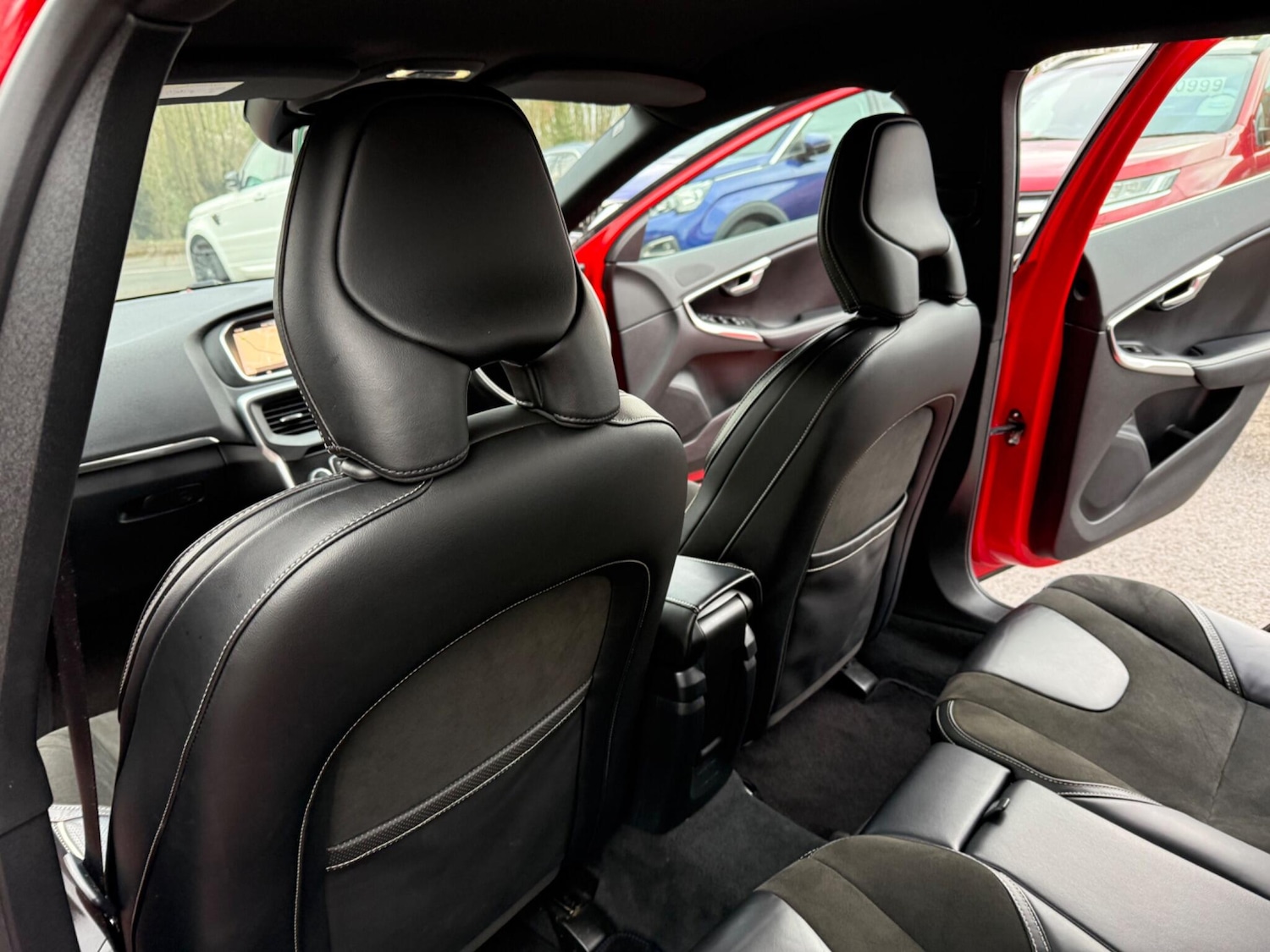 Used Volvo V40 2017 for sale - 77377530: Photo 25