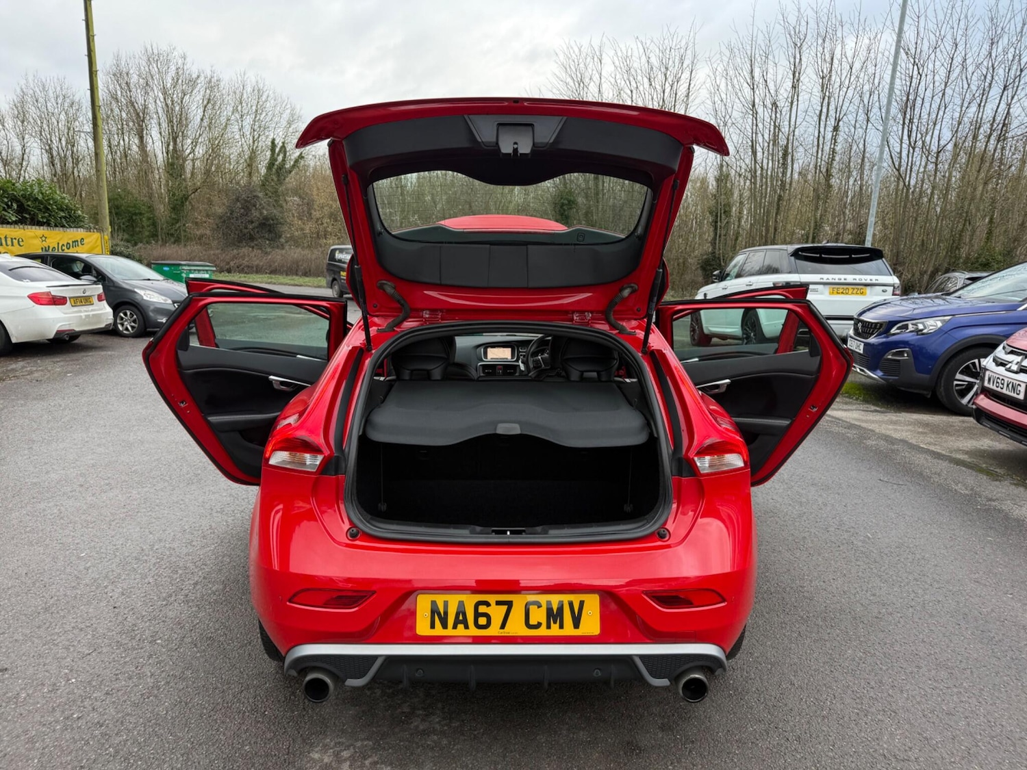 Used Volvo V40 2017 for sale - 77377530: Photo 35