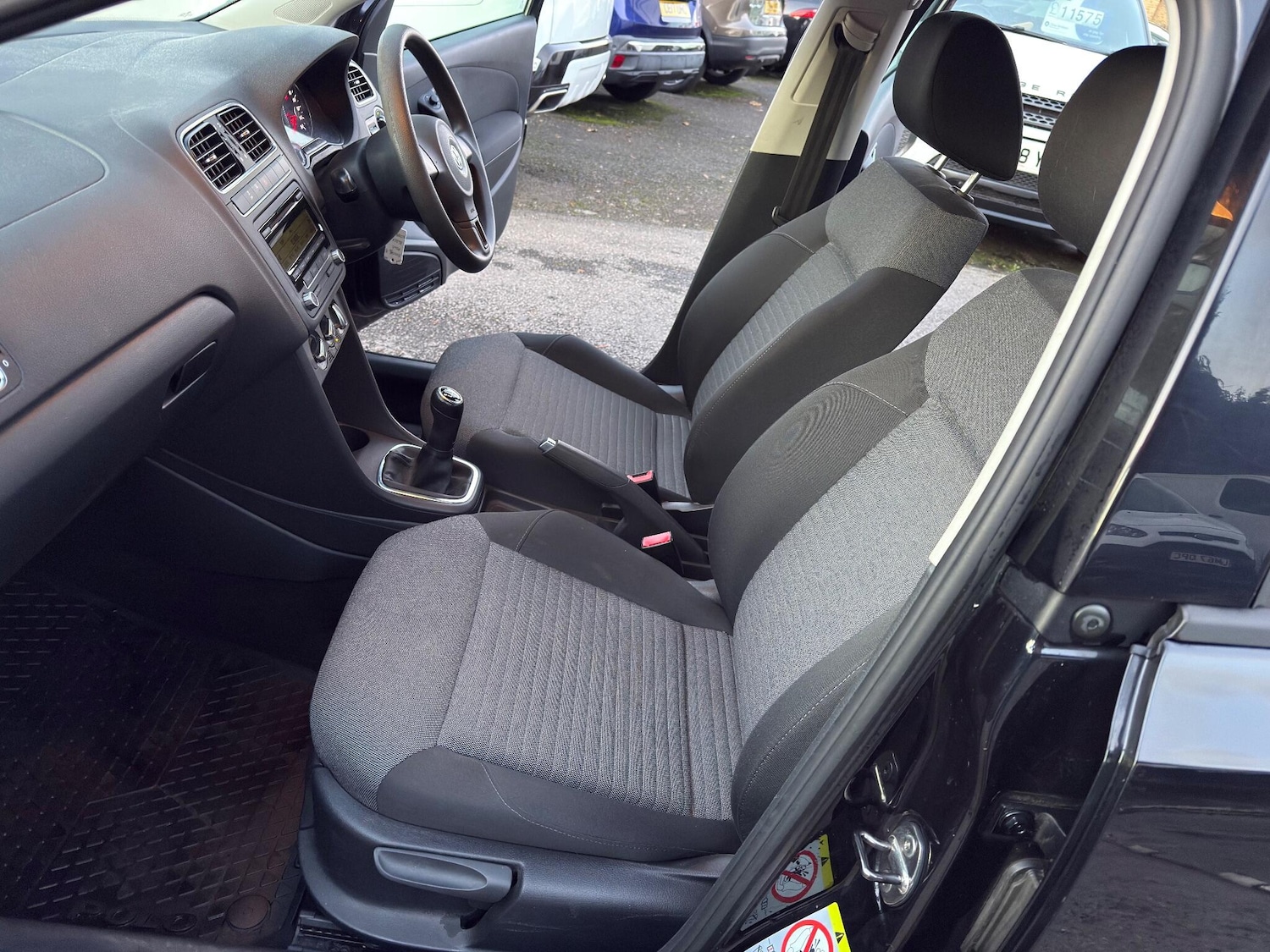 Used Volkswagen Polo 2009 for sale - 76633468: Photo 13