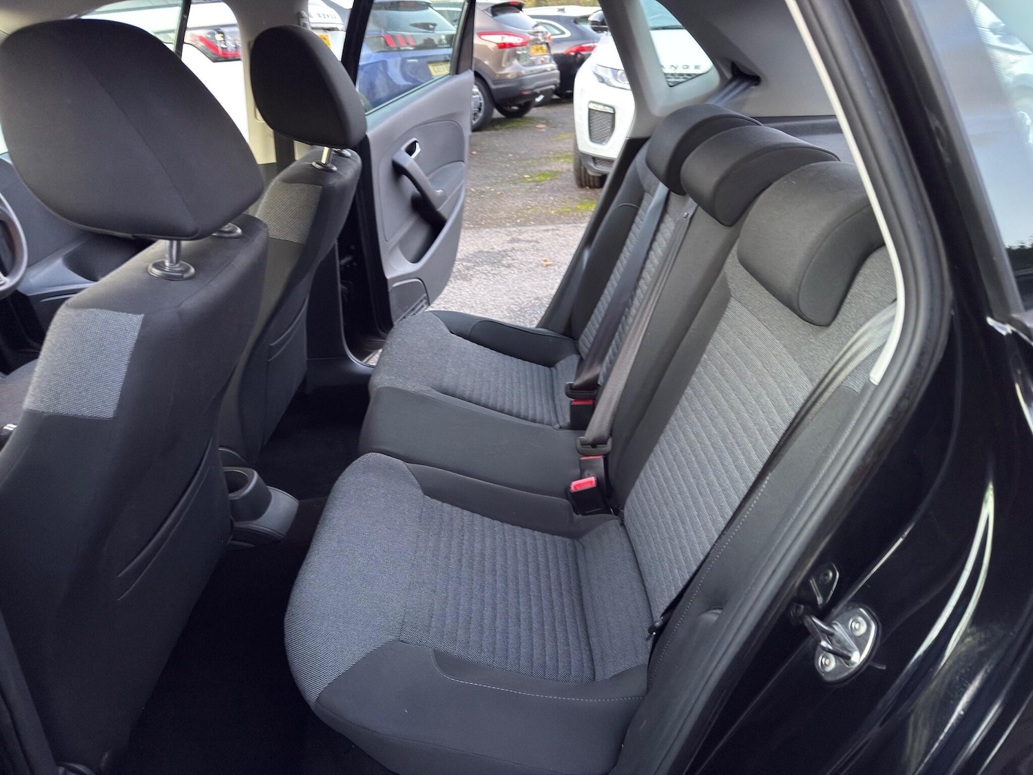 Used Volkswagen Polo 2009 for sale - 76633468: Photo 16