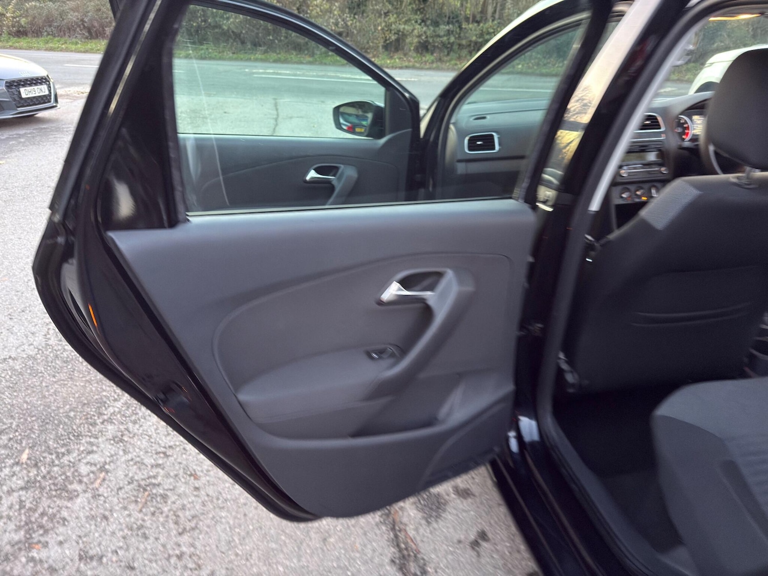 Used Volkswagen Polo 2009 for sale - 76633468: Photo 17