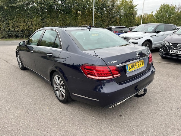 Used Mercedes-Benz E Class 2016 for sale - 76307102: Photo 5