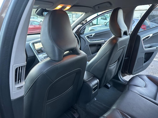 Used Volvo XC60 2016 for sale - 74787708: Photo 28