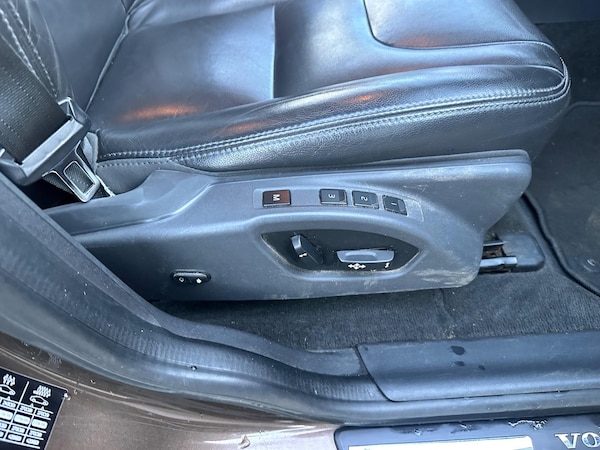 Used Volvo XC60 2016 for sale - 74787708: Photo 31