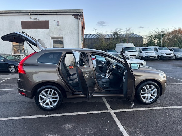 Used Volvo XC60 2016 for sale - 74787708: Photo 41