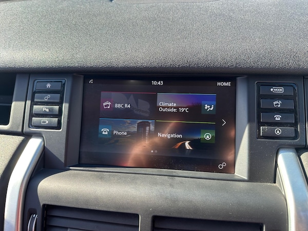 Used Land Rover Discovery Sport 2017 for sale - 76189496: Photo 11