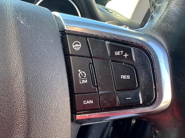Used Land Rover Discovery Sport 2017 for sale - 76189496: Photo 17
