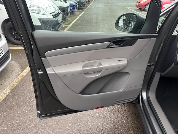 Used Volkswagen Sharan 2013 for sale - 75311827: Photo 38