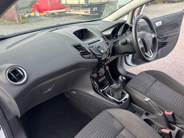 Used Ford Fiesta 2014 for sale - 76012950: Photo 14