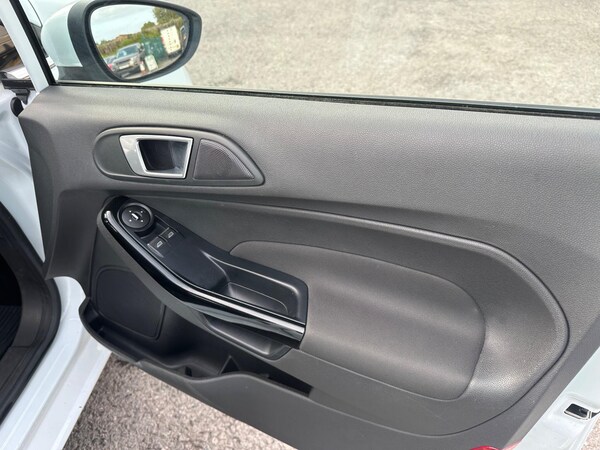 Used Ford Fiesta 2014 for sale - 76012950: Photo 21