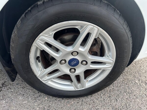 Used Ford Fiesta 2014 for sale - 76012950: Photo 30