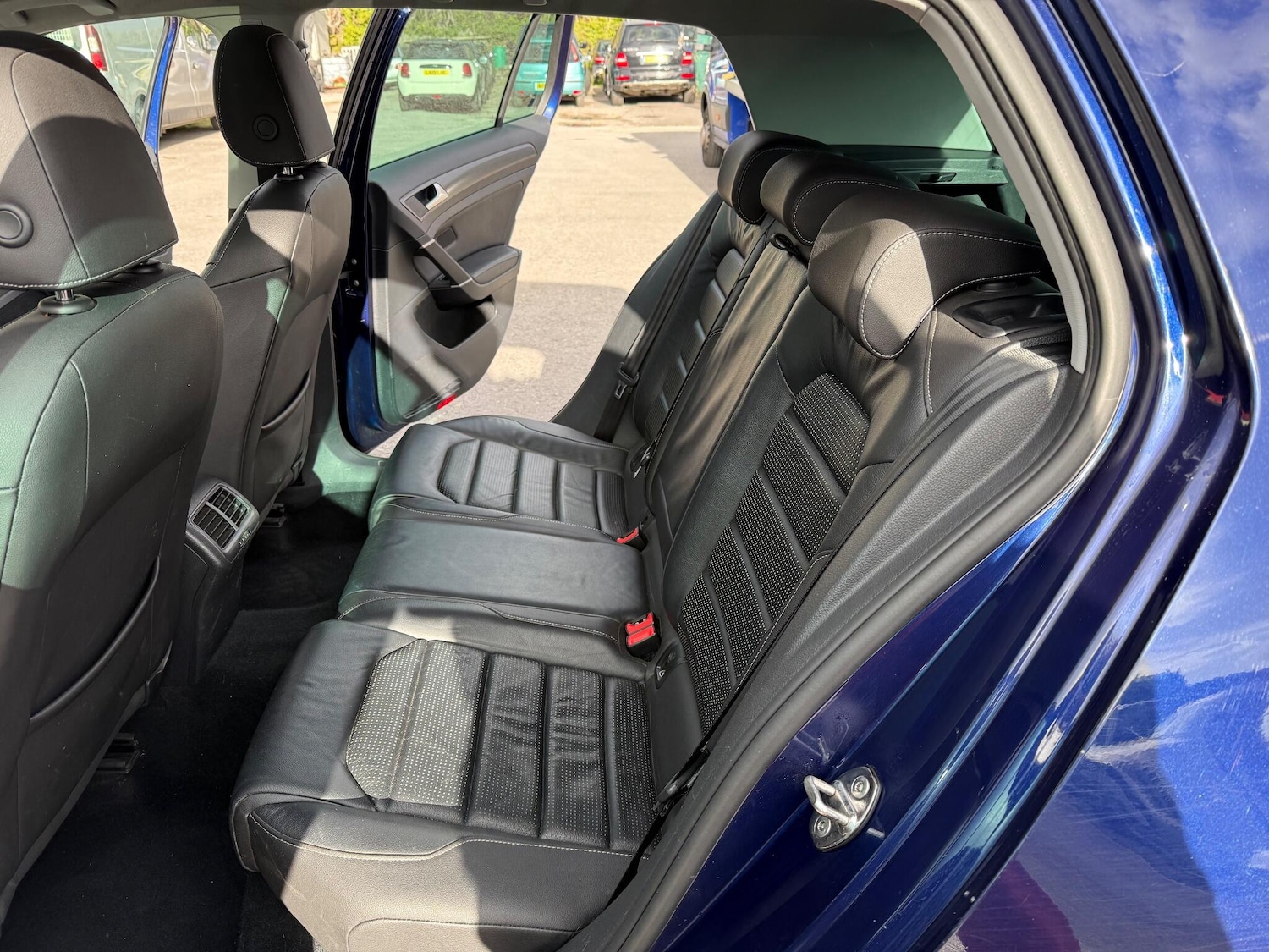 Used Volkswagen Golf 2017 for sale - 76388978: Photo 24