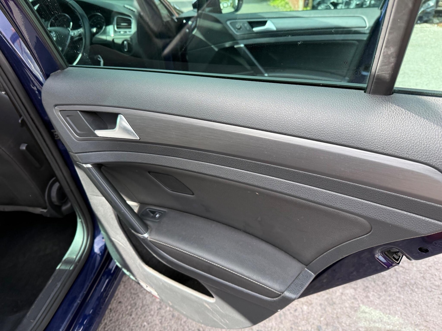 Used Volkswagen Golf 2017 for sale - 76388978: Photo 28