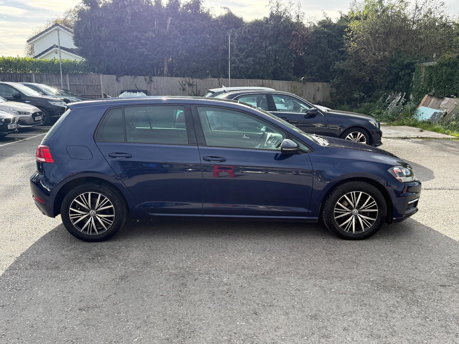 Used Volkswagen Golf 2017 for sale - 76388978: Photo 8