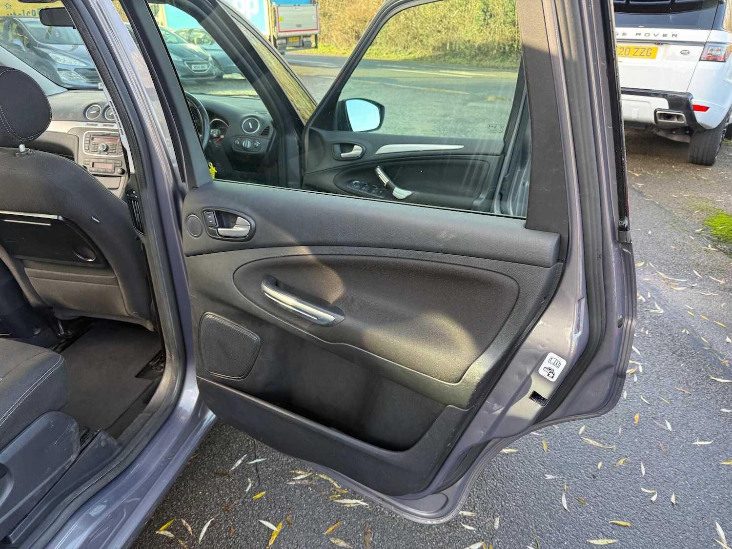 Used Ford Galaxy 2013 for sale - 76899432: Photo 22