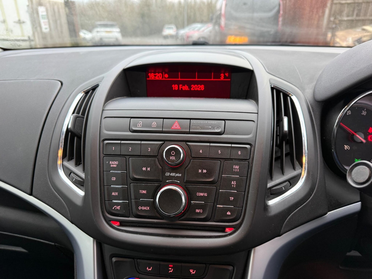 Used Vauxhall Zafira 2016 for sale - 77613032: Photo 10