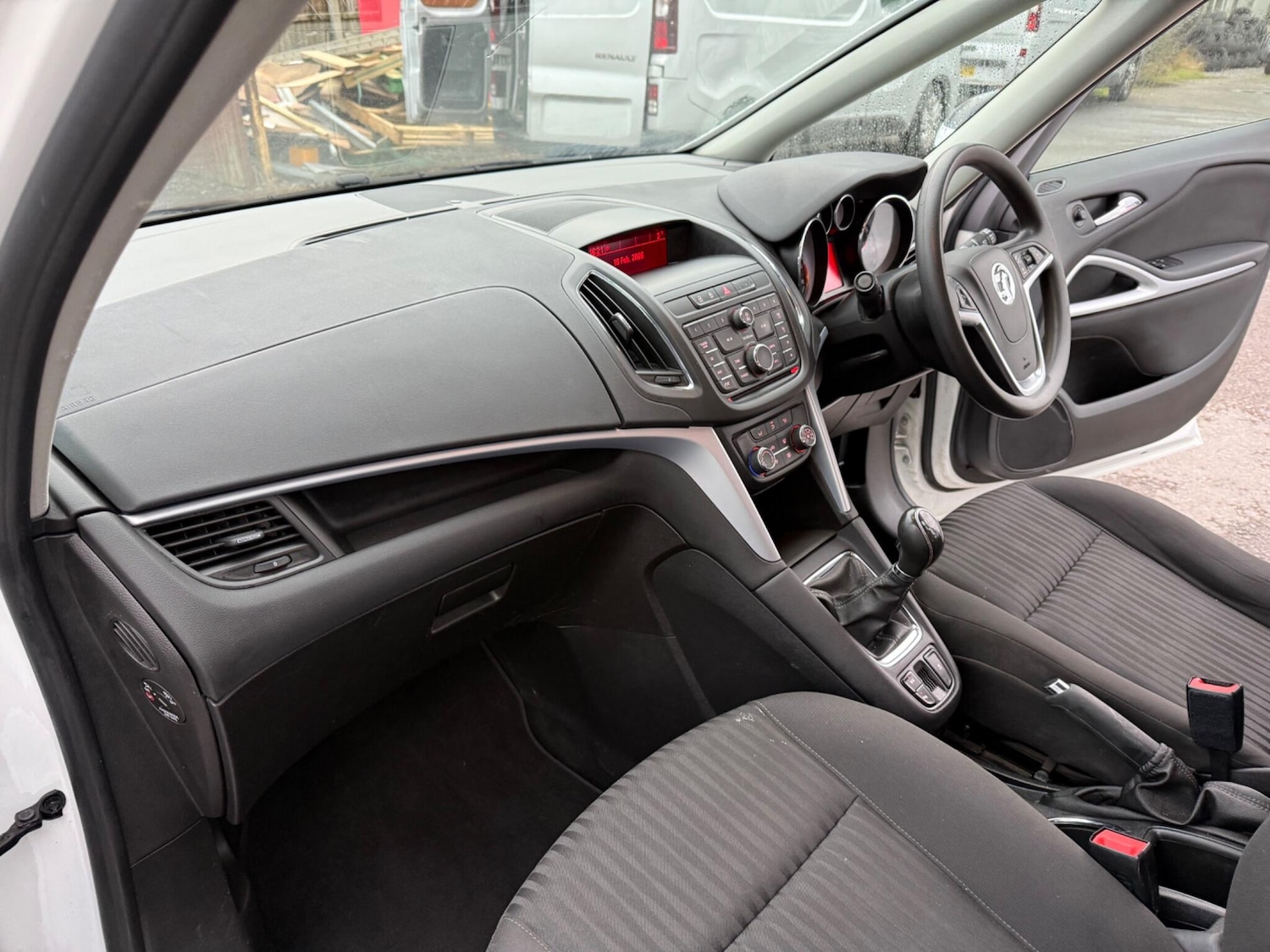 Used Vauxhall Zafira 2016 for sale - 77613032: Photo 13