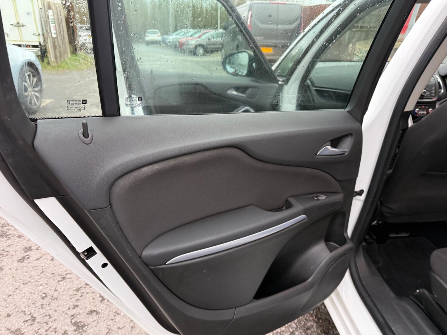 Used Vauxhall Zafira 2016 for sale - 77613032: Photo 18